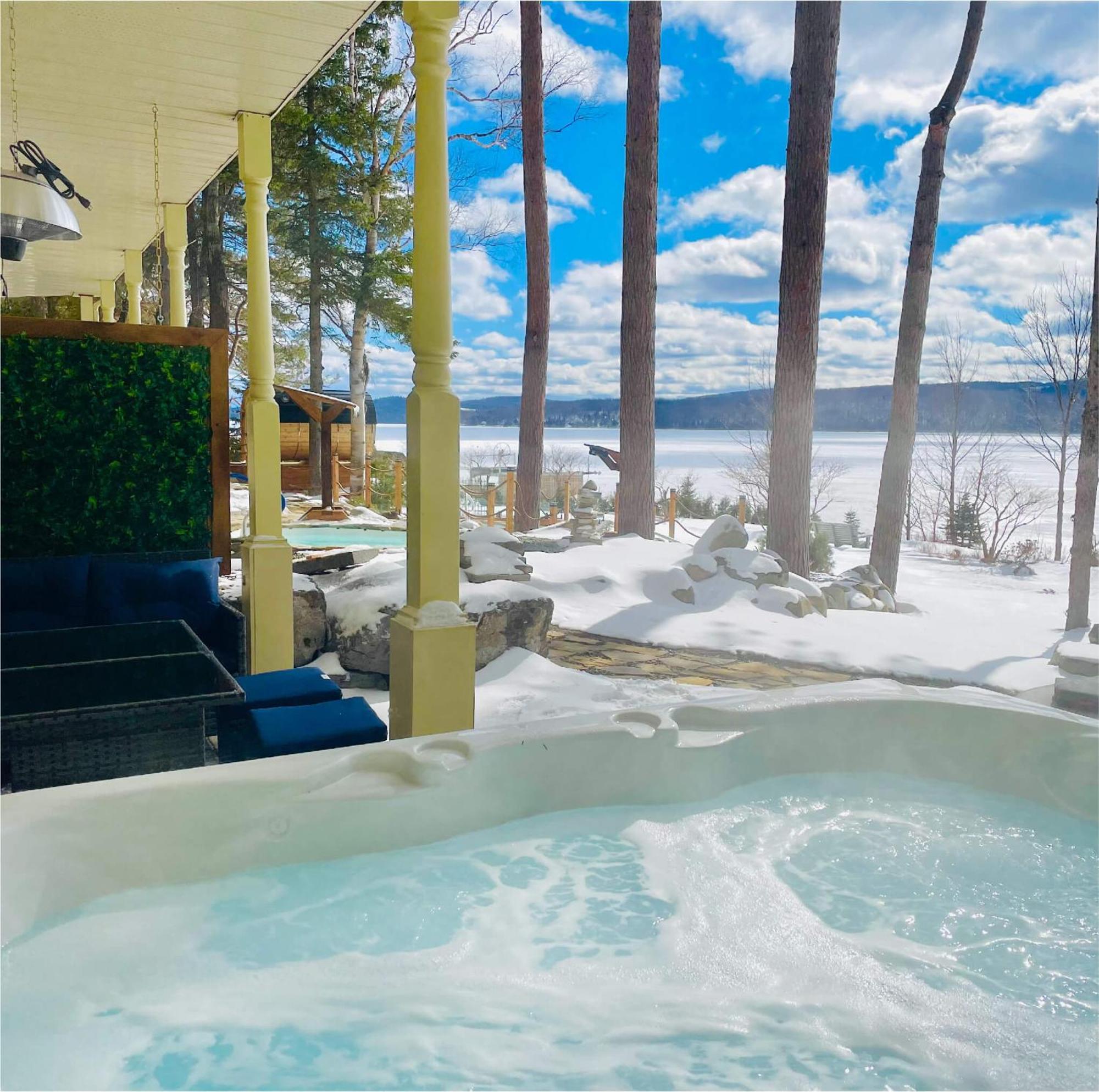 Estello Suites & Spa Lac-Megantic Ngoại thất bức ảnh