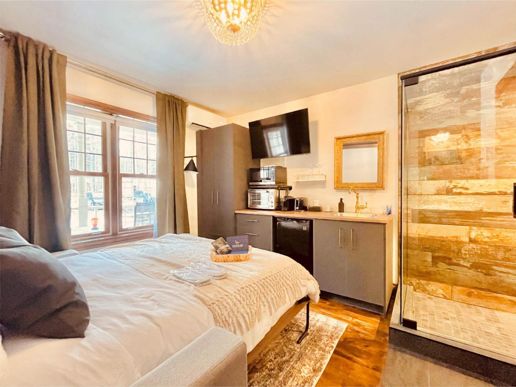Estello Suites & Spa Lac-Megantic Phòng bức ảnh